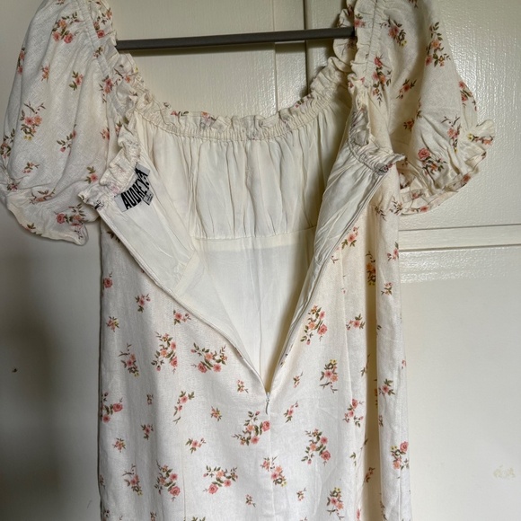 Audrey 3+1 Floral Linen Blend Mini Dress Milkmaid Size Small - Picture 6 of 10